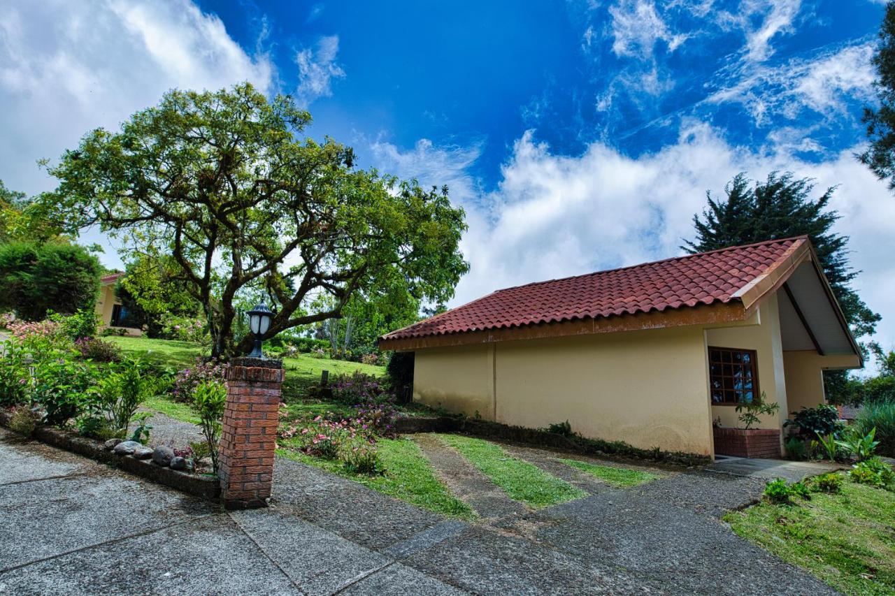 Hotel Villa Zurqui San Isidro  Экстерьер фото