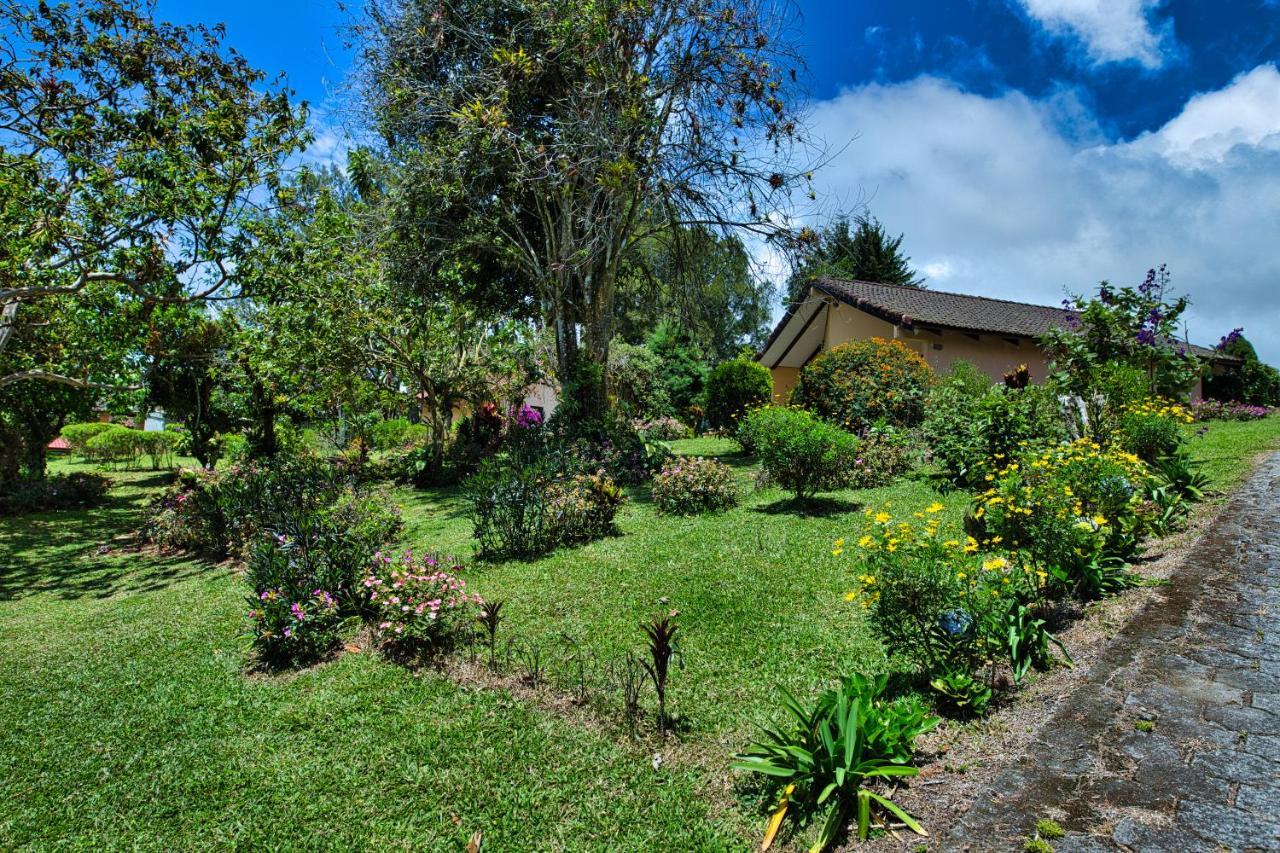 Hotel Villa Zurqui San Isidro  Экстерьер фото