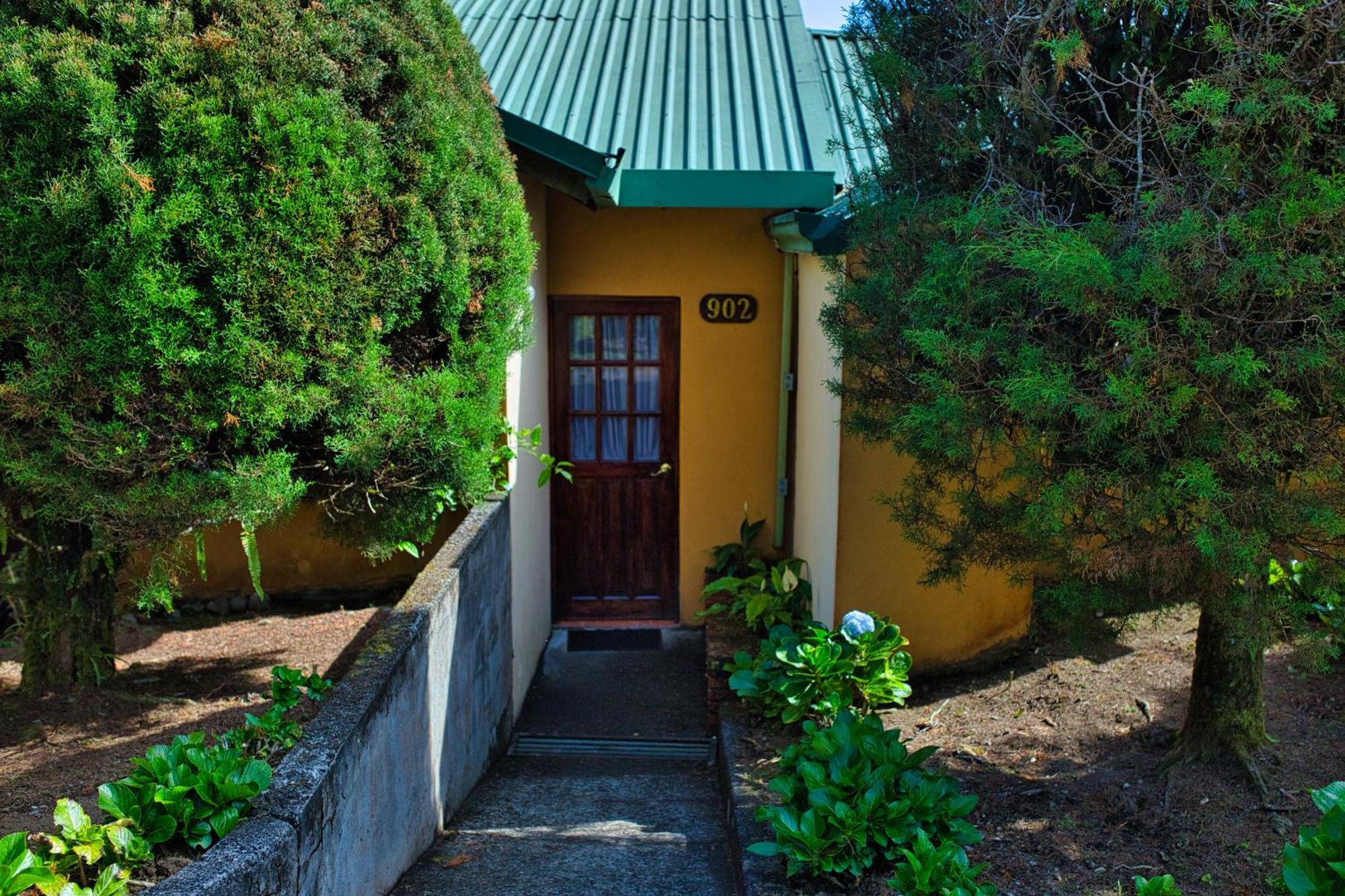 Hotel Villa Zurqui San Isidro  Экстерьер фото
