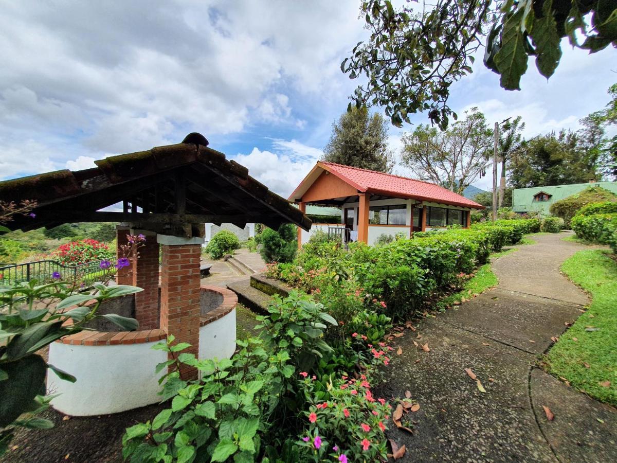 Hotel Villa Zurqui San Isidro  Экстерьер фото