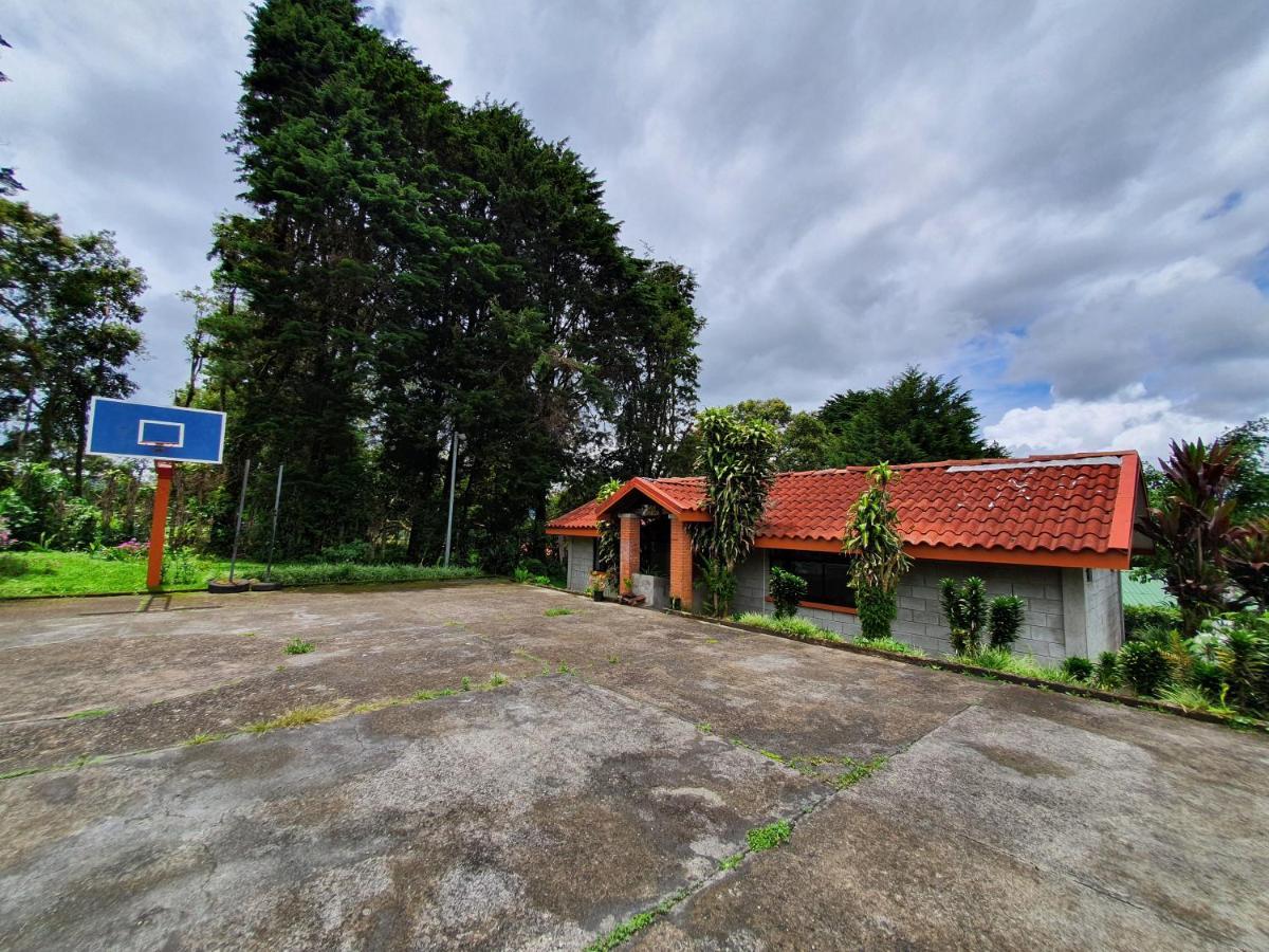Hotel Villa Zurqui San Isidro  Экстерьер фото