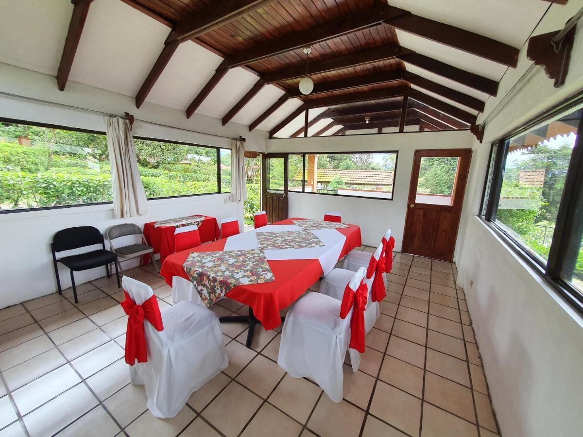 Hotel Villa Zurqui San Isidro  Экстерьер фото